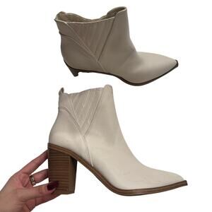 White Western Ankle Boots Pointed Toe Brown Block Heel 7.5 Rodeo Boho Festival